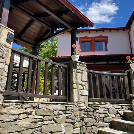 Feriehus Del Vino Mikros Prinos