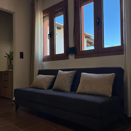Feriehus Del Vino Mikros Prinos