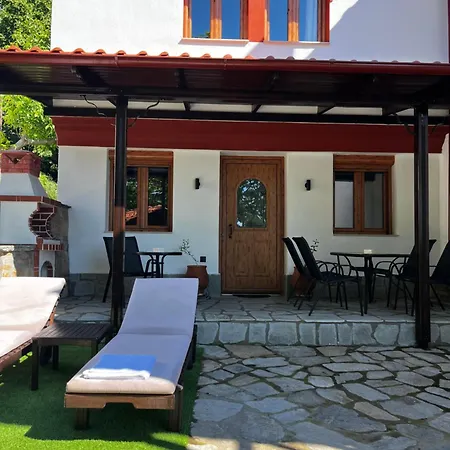 Feriehus Del Vino Mikros Prinos